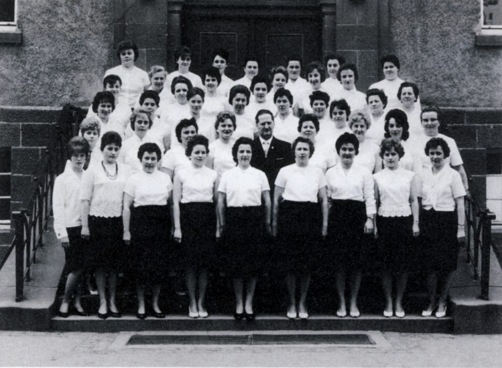 Frauenchor 1963
