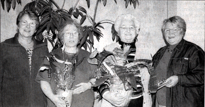 Vorsitzende Margot Jany-Milicevic mit den Geehrten Rosemarie Herrlein, Anni Dörr und Monika Volk (von links). Bild: Wagner